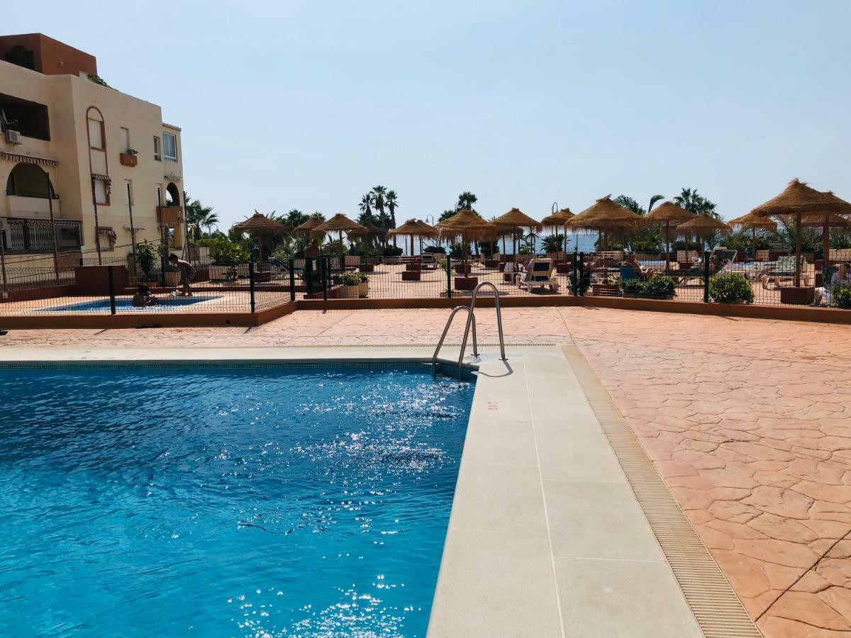 Apartamentos Sol Y Playa Almunecar Exterior photo